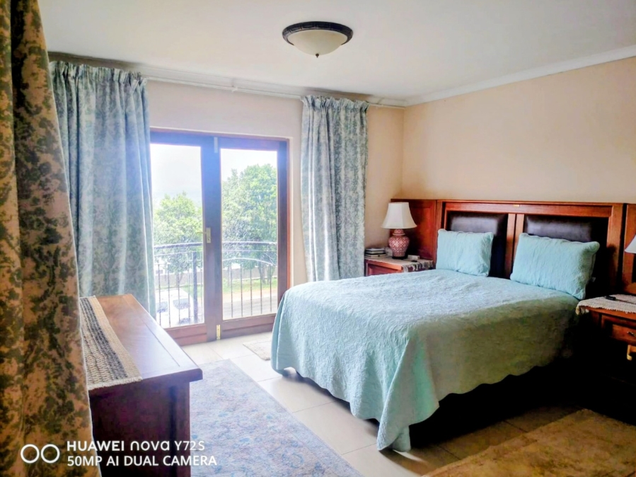 3 Bedroom Property for Sale in Kosmos Ridge North West